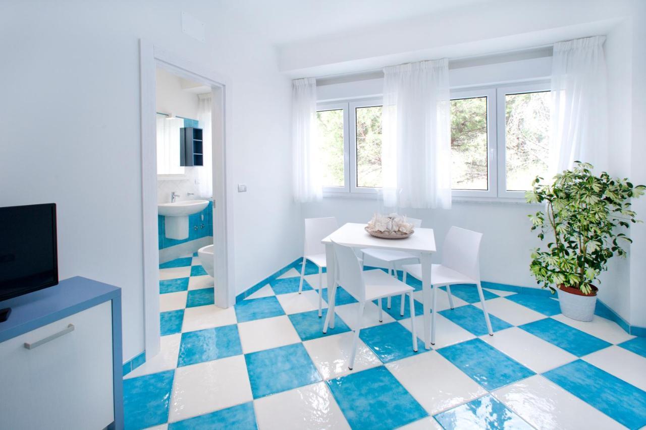 La Conchiglia Apartments Deiva Marina Exteriör bild