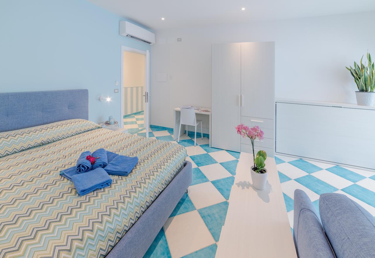 La Conchiglia Apartments Deiva Marina Exteriör bild