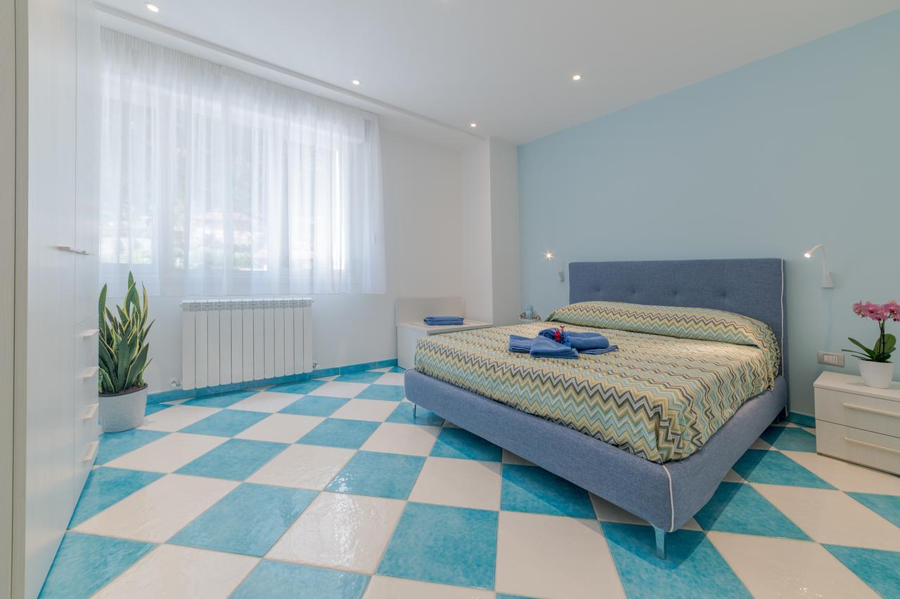 La Conchiglia Apartments Deiva Marina Exteriör bild